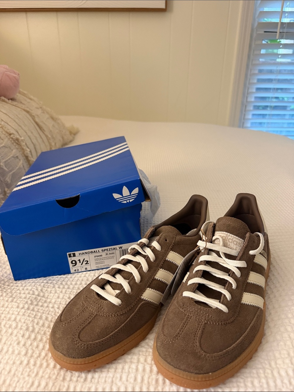 Women’s Adidas Sneakers
